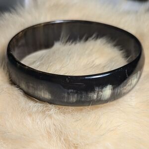🖤 Horn Cream Bangle Bracelet 2.5" x.75" Western Cowgirl Night Out